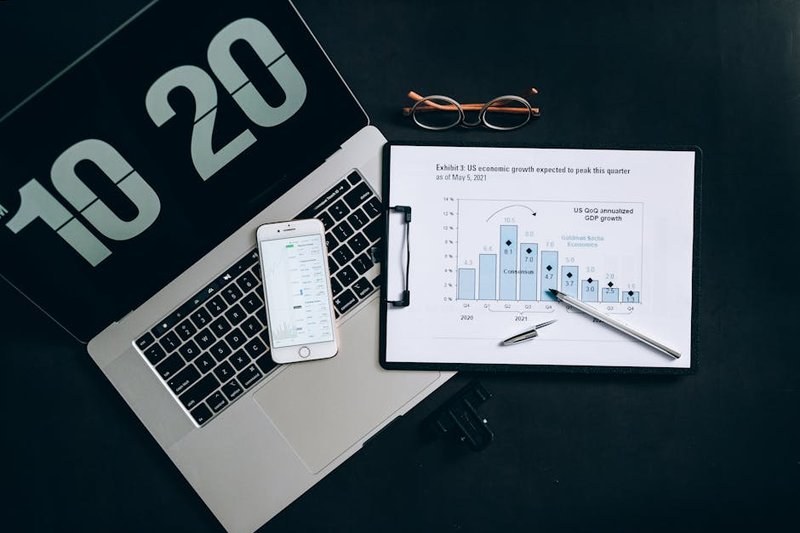 AI content analysis dashboard - geo vs seo