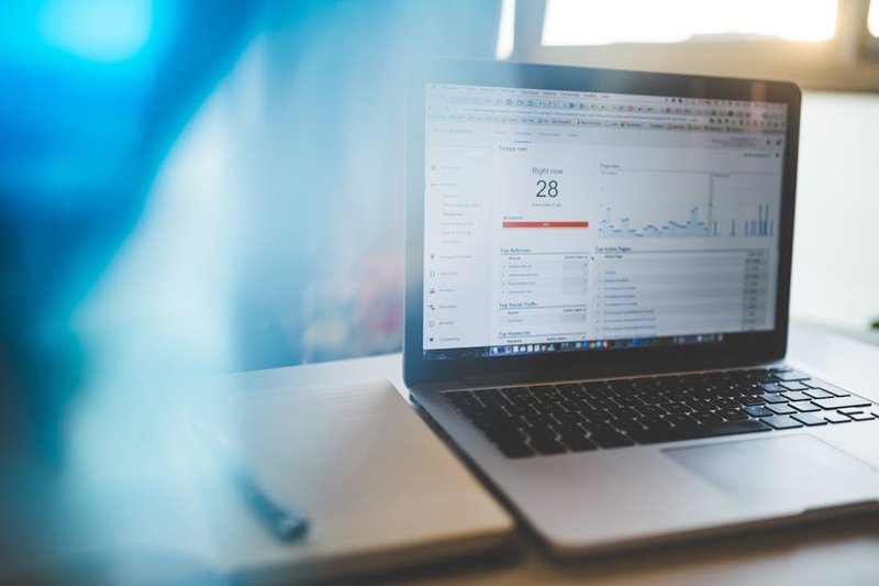 knowledge graph analytics dashboard - geo meaning in seo