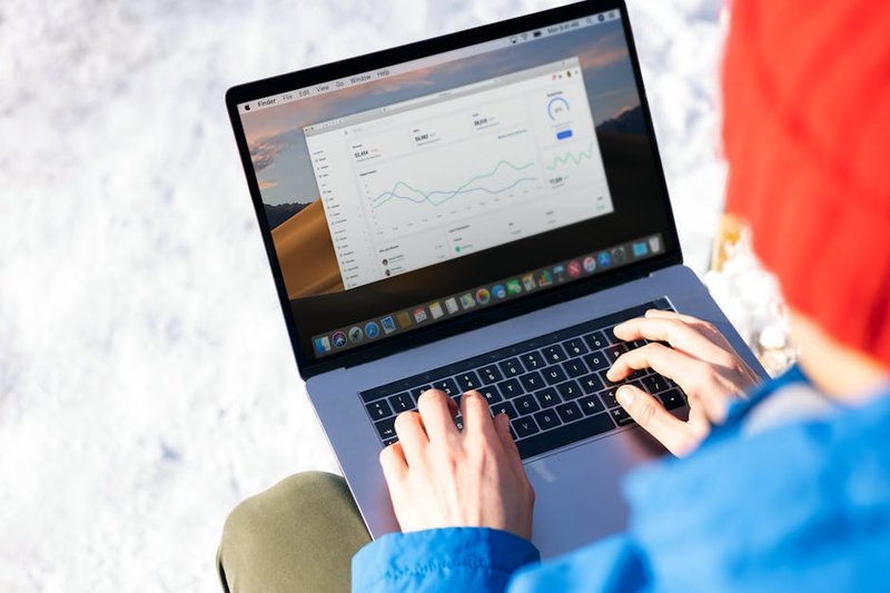 SEO analytics dashboard - geo vs seo
